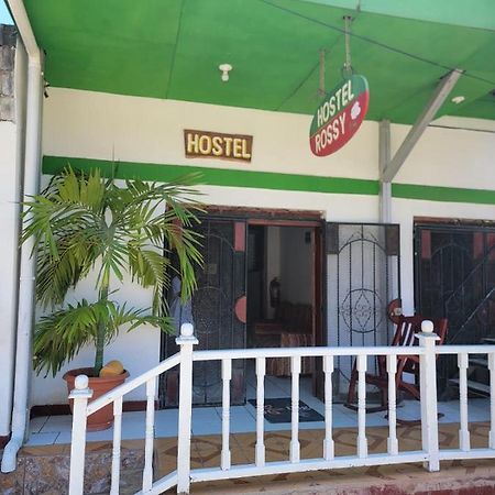 Hostel Rossy 산 후안 델 수르 외부 사진