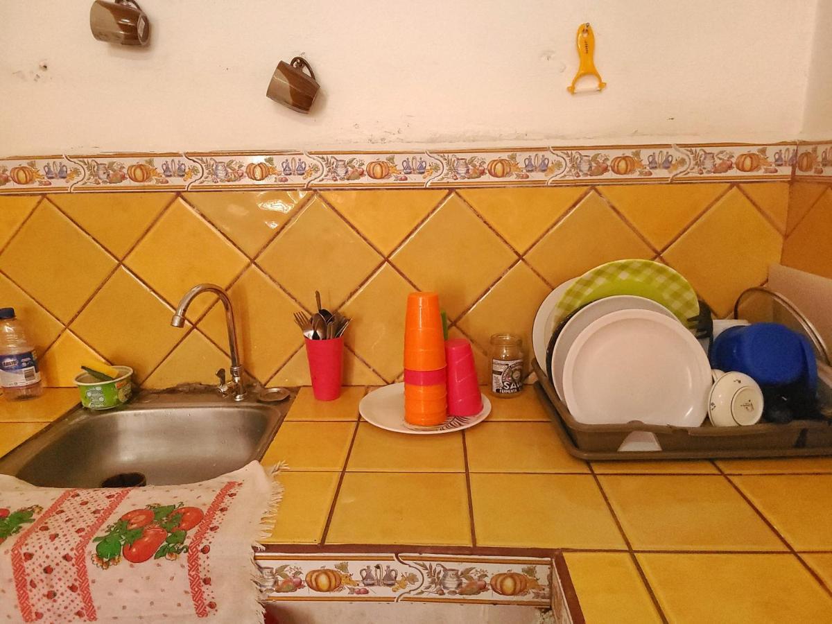 Hostel Rossy 산 후안 델 수르 외부 사진