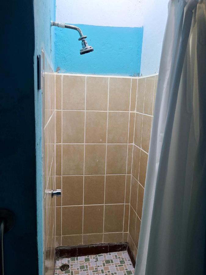 Hostel Rossy 산 후안 델 수르 외부 사진